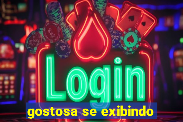 gostosa se exibindo